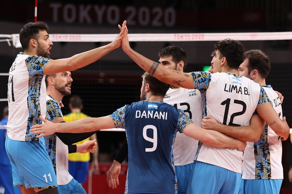 Brasil se perde na apatia, cai para Argentina e fica fora do pódio no vôlei masculino - News Rondônia