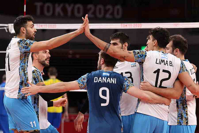 Brasil se perde na apatia, cai para Argentina e fica fora do pódio no vôlei masculino - News Rondônia