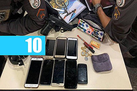 DOIS HOMENS TENTAM ASSALTAR ÔNIBUS E ACABAM RENDIDOS POR PASSAGEIROS - News Rondônia