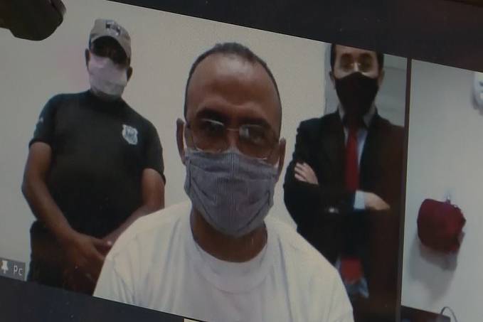 INUSITADO - Vereador toma posse por videoconferência de dentro da cadeia - News Rondônia