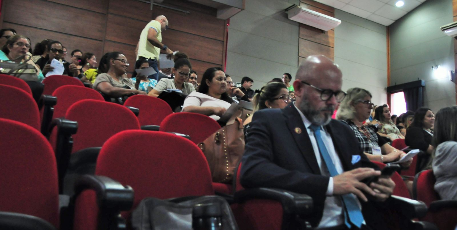 ALEKS PALITOT PARTICIPA DA 3ª CONFERÊNCIA MUNICIPAL DE EDUCAÇÃO - News Rondônia