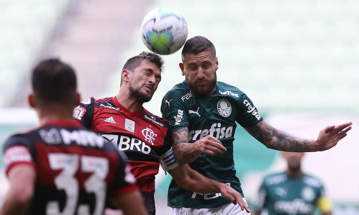 Após imbróglio judicial, Palmeiras e Flamengo empatam em 1 a 1 - News Rondônia