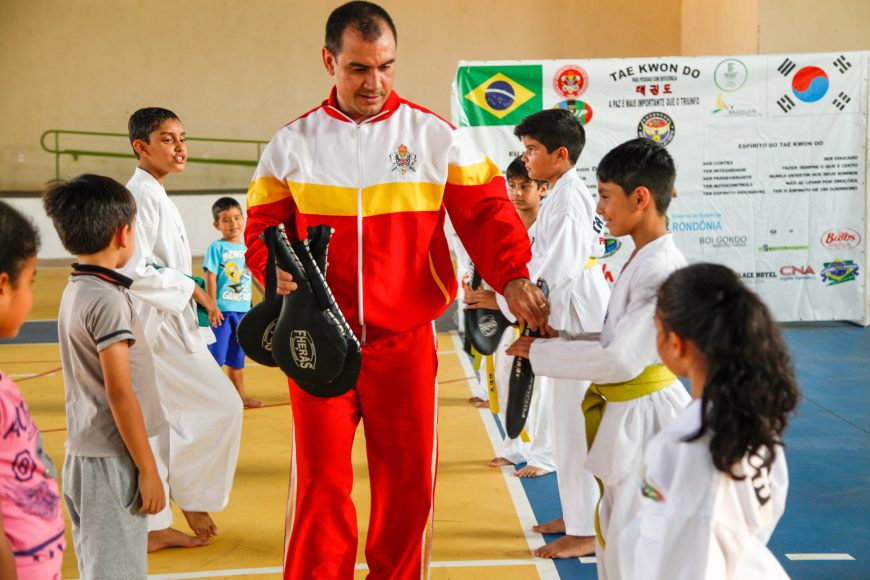 PROJETO PEGASUS DE TAEKWONDO TRABALHA A INCLUSÃO DE PESSOAS COM E SEM DEFICIÊNCIA FÍSICA - News Rondônia