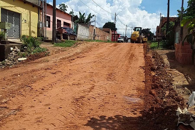 Semob realiza serviços no Bairro Cidade do Lobo a pedido do vereador Edimilson Dourado - News Rondônia