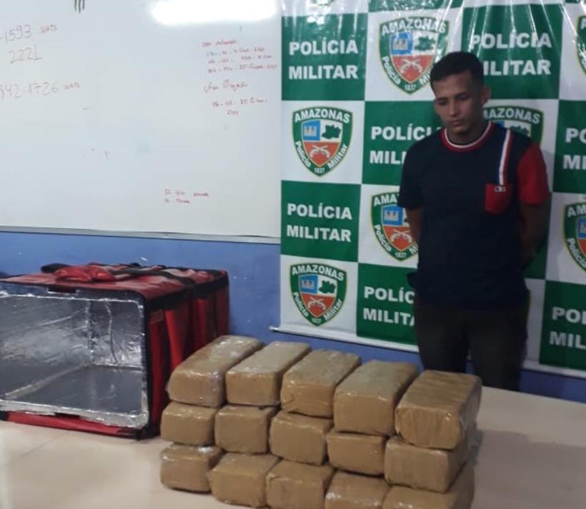 FALSO ENTREGADOR DE PIZZA É PRESO DURANTE DELIVERY DE 15KG DE DROGAS EM MANAUS - News Rondônia