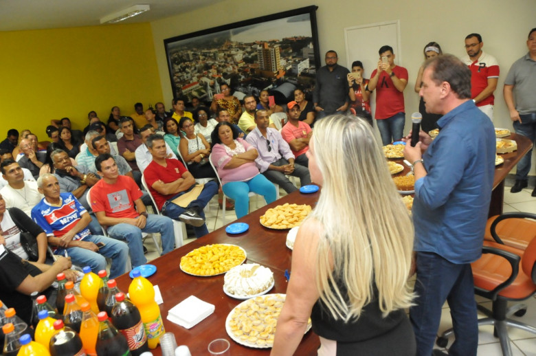 PREFEITO DE PORTO VELHO SE REÚNE COM REPRESENTANTES DE ASSOCIAÇÕES DE BAIRRO - News Rondônia
