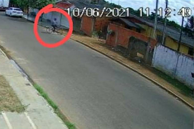 OUSADO: Ladrão furta dois celulares de homem que estava dormindo em sofá na varanda de casa - News Rondônia