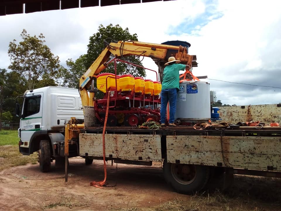 Emenda do presidente Alex Redano assegura implementos agrícolas para Associação em Campo Novo - News Rondônia