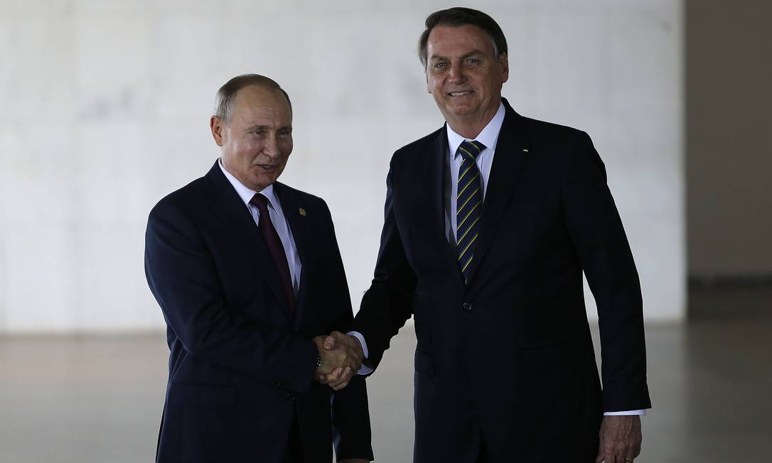 Bolsonaro e Putin conversam por telefone sobre vacina Sputnik V e frigoríficos - News Rondônia