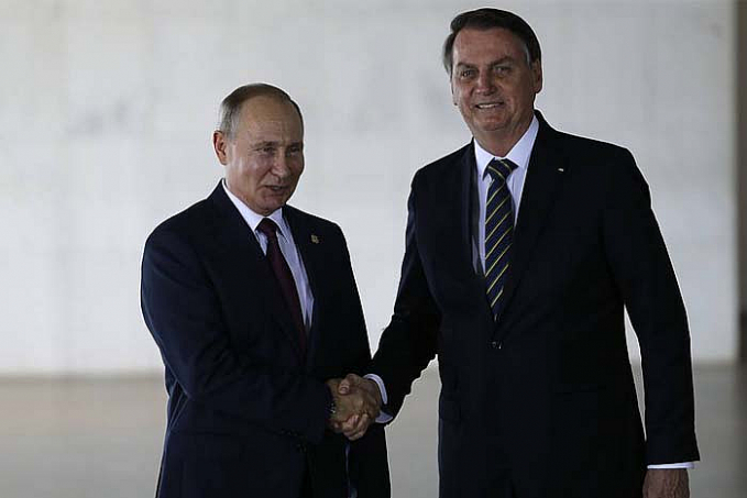 Bolsonaro e Putin conversam por telefone sobre vacina Sputnik V e frigoríficos - News Rondônia