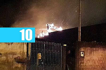 INCÊNDIO CONSOME RESIDÊNCIA EM JARU - News Rondônia