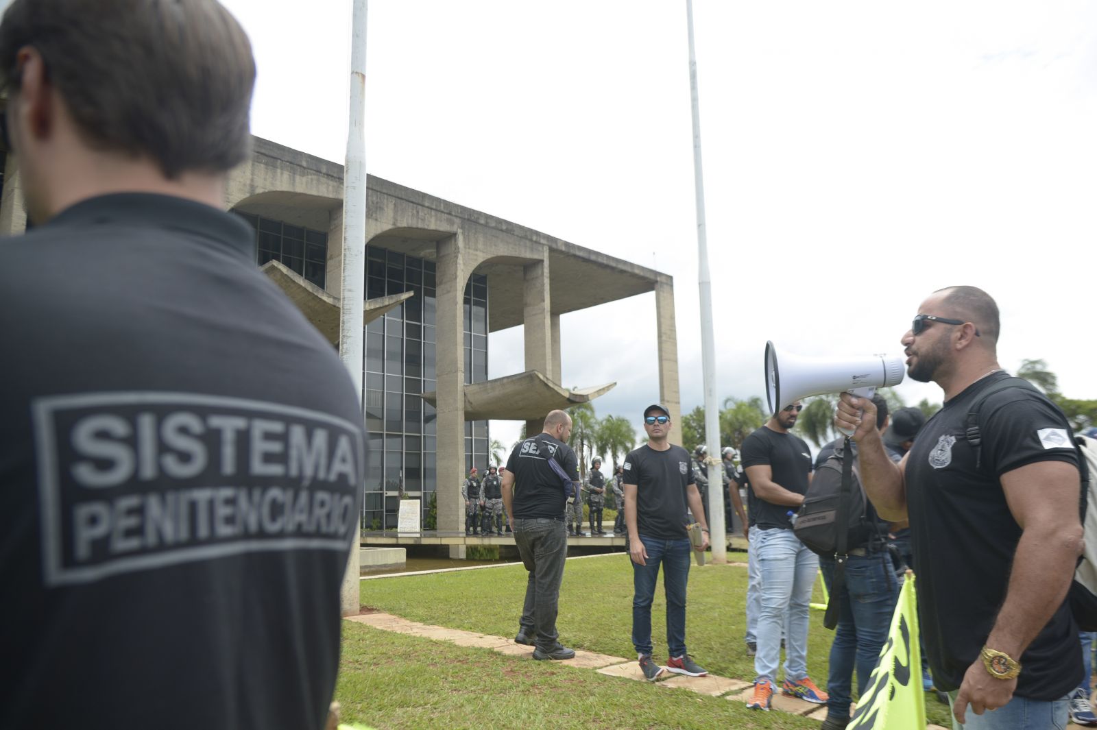 FENASPEN MANIFESTA APOIO À GREVE DOS AGENTES PENITENCIÁRIOS EM RONDÔNIA - News Rondônia