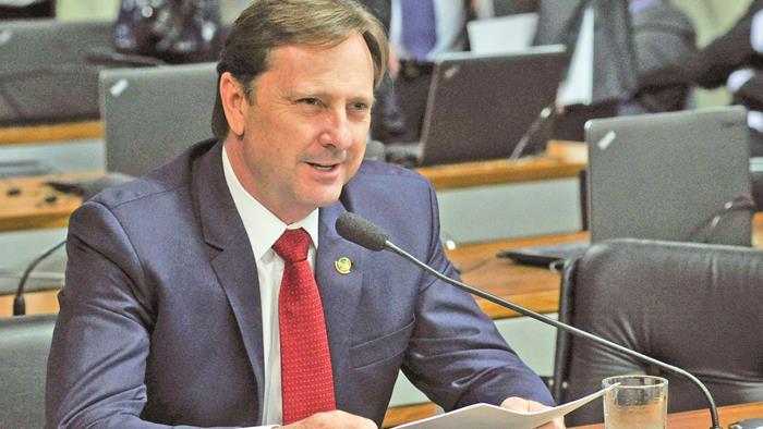 ACIR GURGACZ DESTINA VERBAS PARA INVESTIMENTOS EM INFRAESTRUTURA - News Rondônia