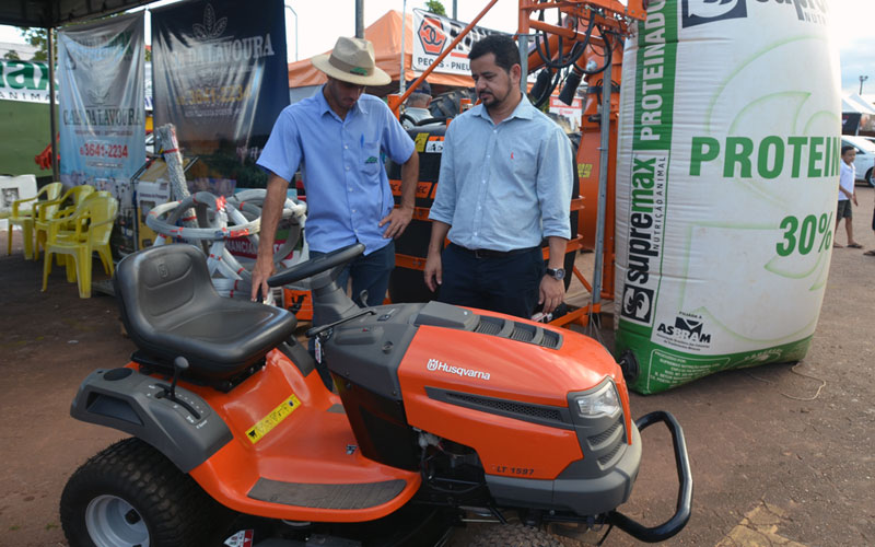 RODADA DE NEGÓCIOS REÚNE PRODUTORES, EMPRESÁRIOS E ARTESÃOS EM ROLIM DE MOURA - News Rondônia