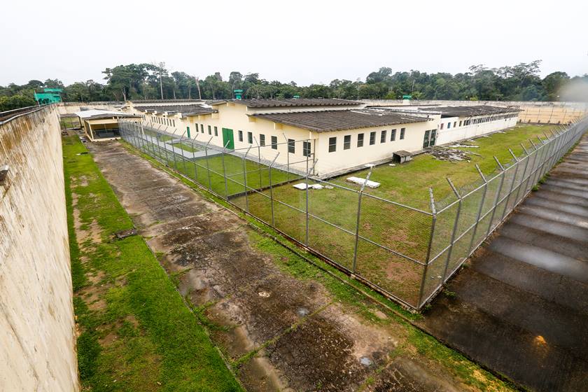 APÓS MASSACRE, NOVE LÍDERES DO FDN SERÃO TRANSFERIDOS DE MANAUS - News Rondônia