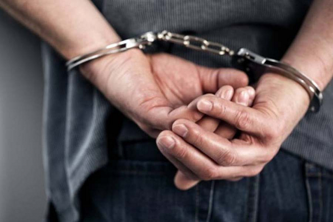 Homem que já havia feito uma mulher se mudar da cidade fazendo ameaças é preso armado no quintal de outra - News Rondônia