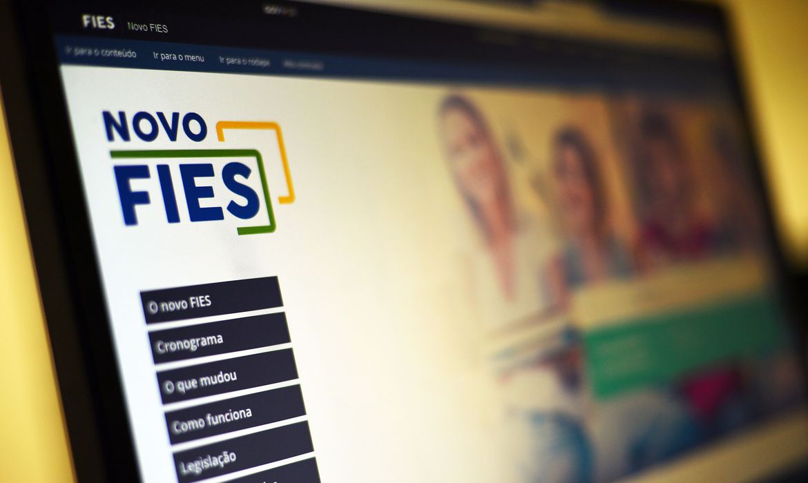 Fies: inscrição para não matriculado pode ser feita até terça-feira - News Rondônia