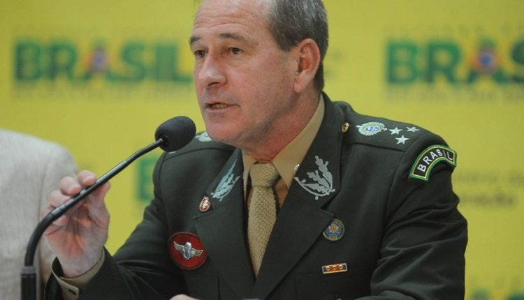 GENERAL FERNANDO AZEVEDO É ANUNCIADO MINISTRO DA DEFESA DE BOLSONARO - News Rondônia