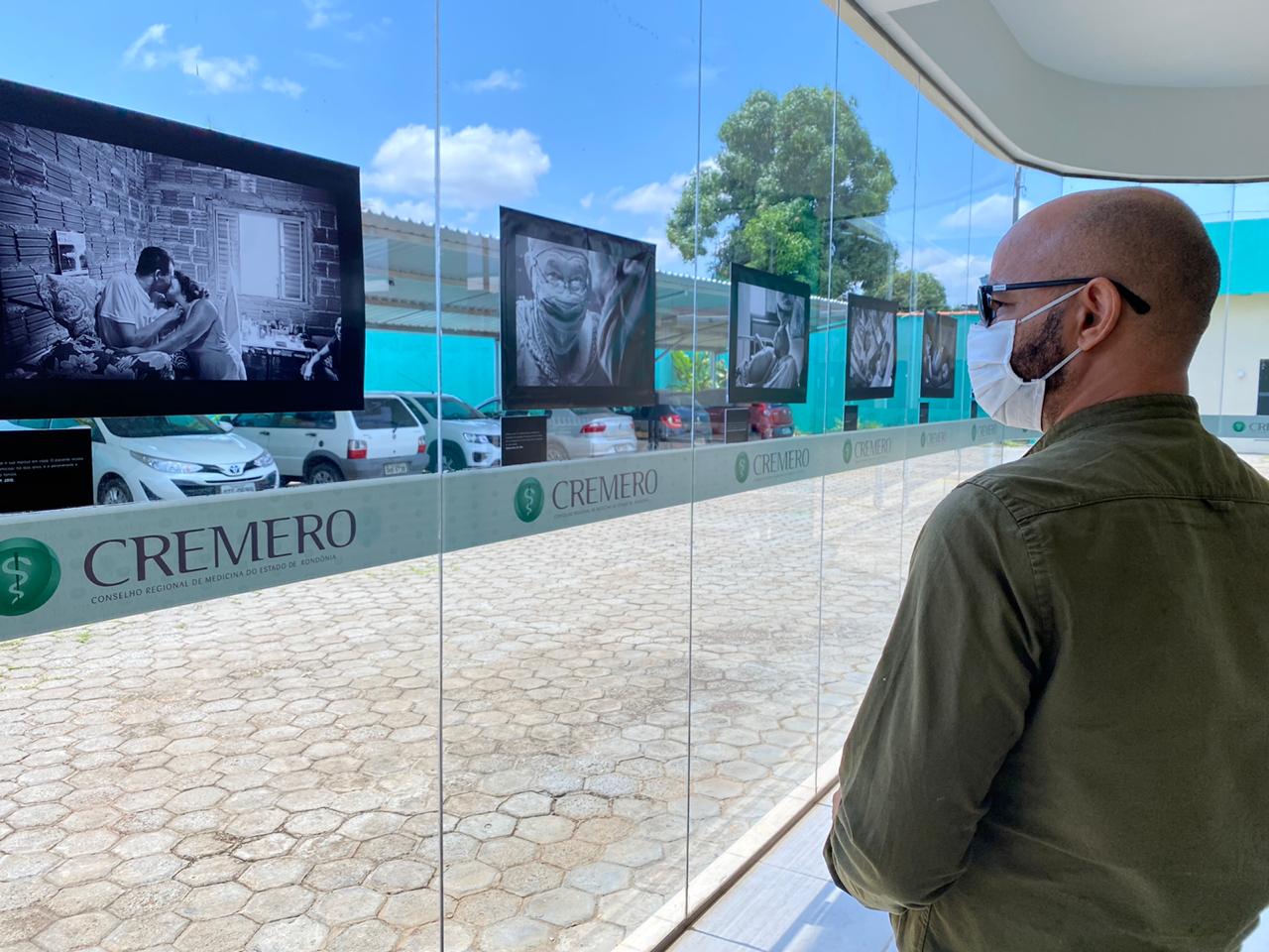 Cremero recebe exposição de fotografia em homenagem ao Dia do Médico - News Rondônia