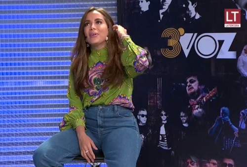 ANITTA QUEBRA SILÊNCIO SOBRE BOLSONARO E COBRANÇA POSICIONAMENTO - VEJA O VÍDEO - News Rondônia