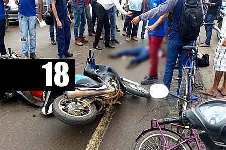 NEWS URGENTE  MULHER MORRE AO SER ATROPELADA POR CARRETA NA BR-364  IMAGENS FORTES - News Rondônia