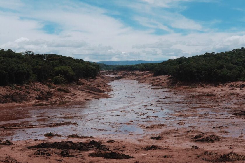 BOMBEIROS ENCONTRAM CORPO INTACTO DE VÍTIMA DE BRUMADINHO (MG) - News Rondônia