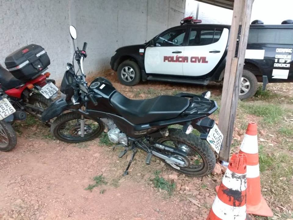DENARC PRENDE SUSPEITO DE VENDER DROGAS EM CASA PRÓXIMO AO COLÉGIO CAPITÃO CLÁUDIO - News Rondônia