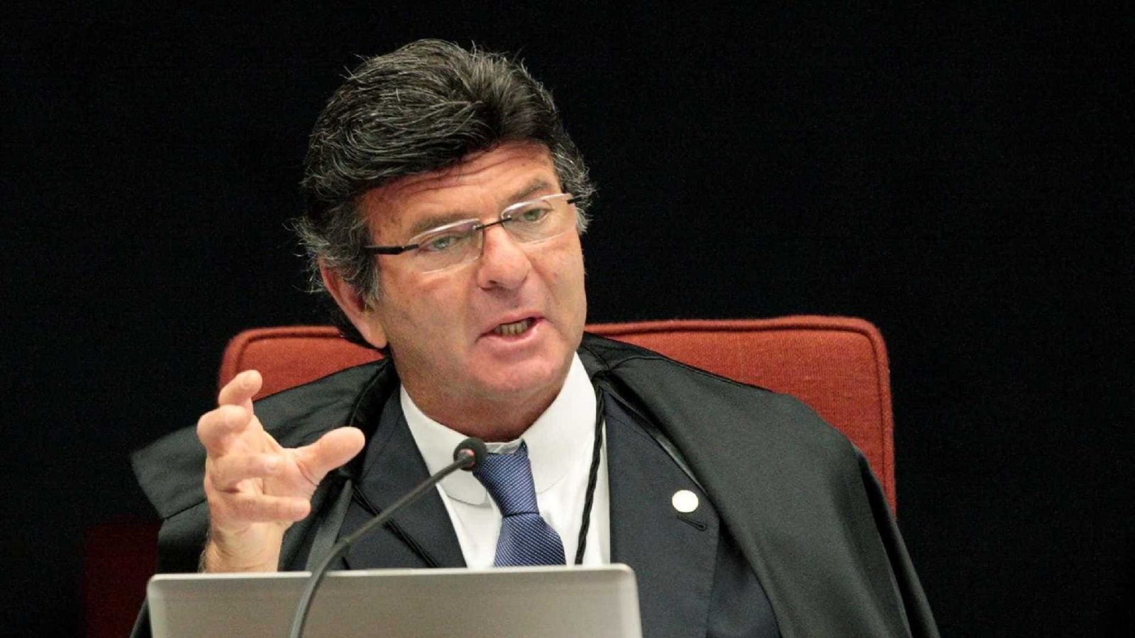 CANDIDATOS FICHA-SUJA ESTÃO 'FORA DO JOGO DEMOCRÁTICO', DIZ FUX - News Rondônia