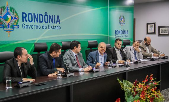 QUEDA NA ARRECADAÇÃO EXIGE CORTE E CONTENÇÃO NAS DESPESAS DO GOVERNO - News Rondônia