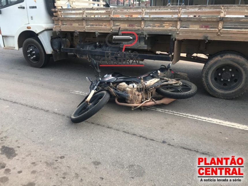 MULHER É ATROPELADA AO TENTAR ATRAVESSAR BR 364 EM JI-PARANÁ - News Rondônia