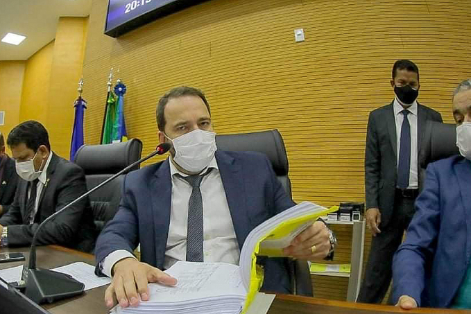 Presidente Alex Redano comemora sanção do governador à lei que altera áreas de reservas - News Rondônia
