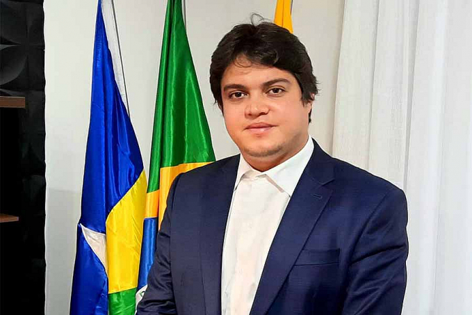 Vereador Raí Ferreira tem pedido atendido pela SEMOB para limpeza no bairro Três Marias - News Rondônia