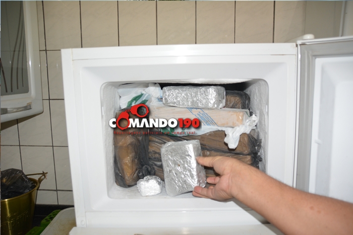 AÇÃO CONJUNTA ENTRE A PM E PC RESULTA NA APREENSÃO DE QUASE 16 QUILOS DE MACONHA - News Rondônia
