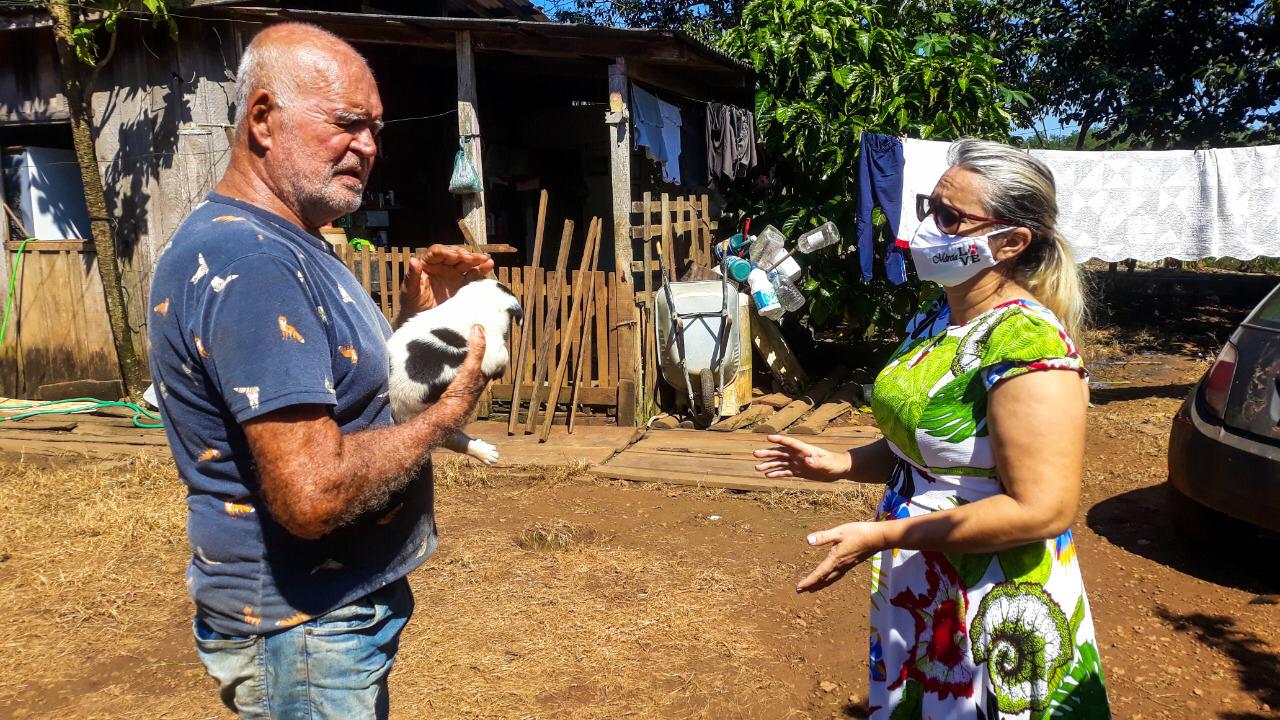 Vereadora Márcia Socorristas Animais visita moradores do ramal Jatuarana e ouve as demandas da comunidade - News Rondônia