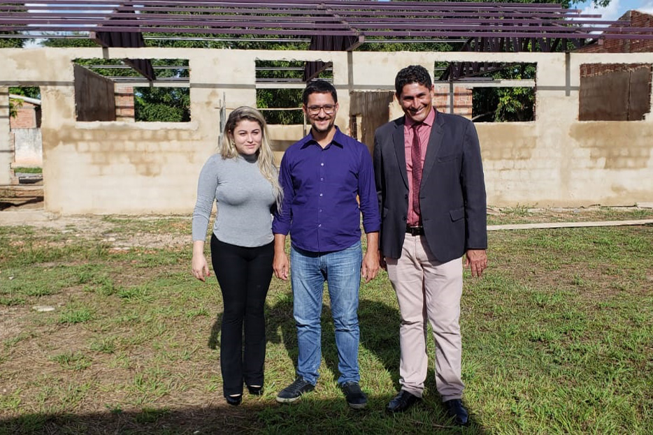 DEPUTADO ANDERSON FISCALIZA OBRAS DE SALAS DE AULA NA ESCOLA MÃE MARGARIDA - News Rondônia