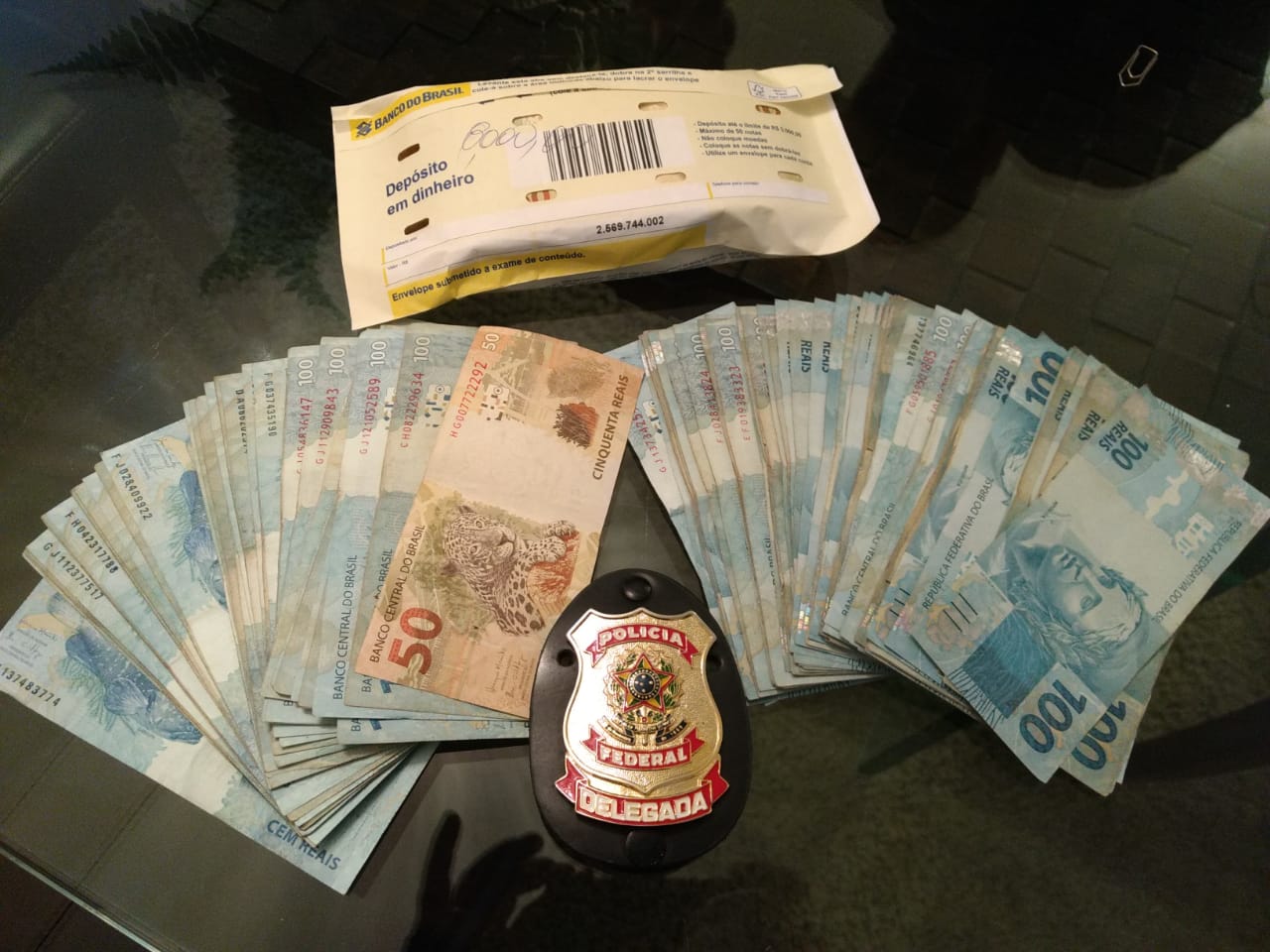 POLÍCIA FEDERAL DEFLAGRA OPERAÇÃO 'CIRANDA' PARA COMBATER DESVIO DE RECURSOS PÚBLICOS NA SECRETARIA MUNICIPAL DE EDUCAÇÃO EM PORTO VELHO/RO - News Rondônia