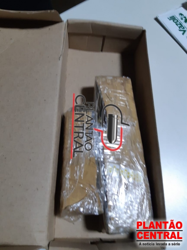 PRF APREENDE MACONHA COM DUPLA EM JI-PARANÁ E QUE SERIA COMERCIALIZADA EM JARU - News Rondônia