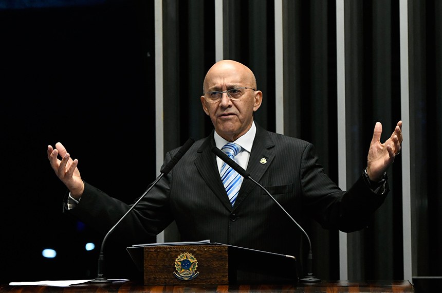 CONFÚCIO RECLAMA QUE LEI CRIADA POR ELE FOI REJEITADA PELO DENATRAN - News Rondônia
