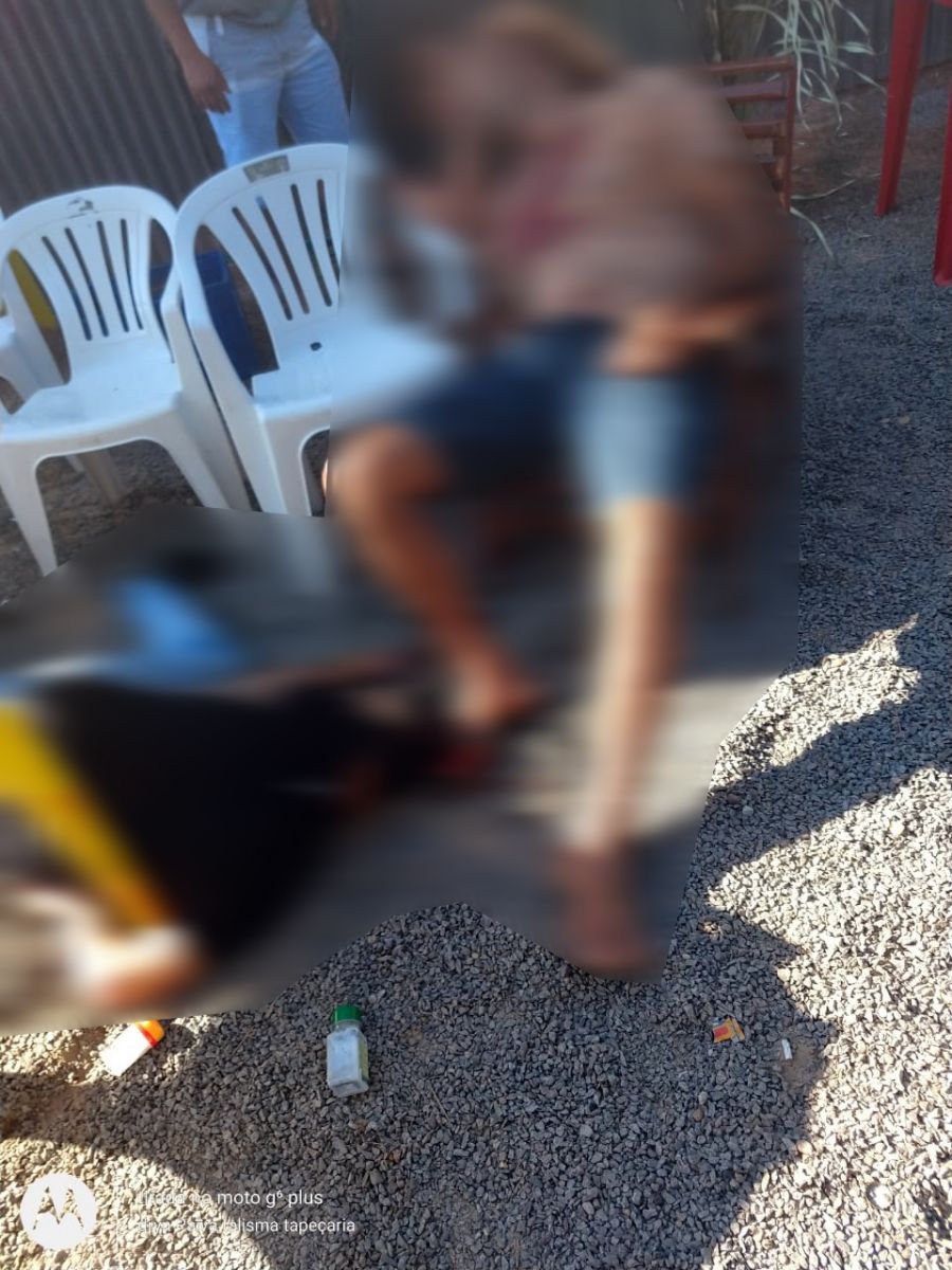 IMAGENS FORTES - Homens são executados em bar - News Rondônia