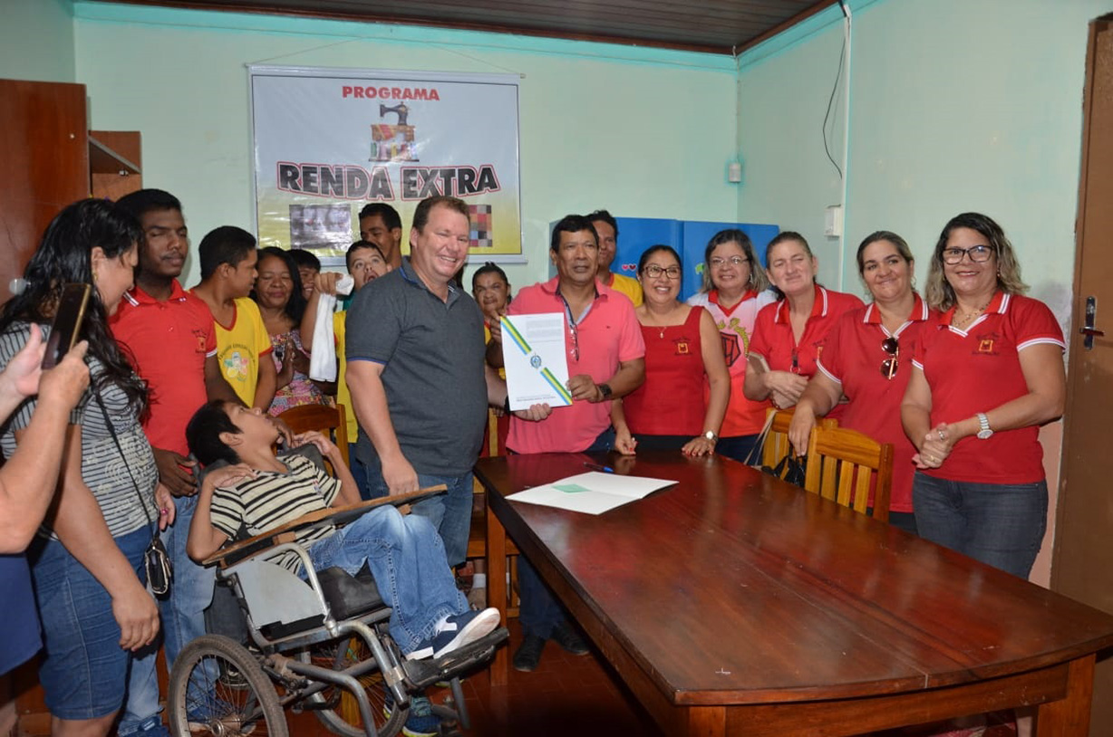 DR. NEIDSON DESTINA EMENDA PARA AQUISIÇÃO DE MICRO-ÔNIBUS ADAPTADO PARA ASSOCIAÇÃO PESTALOZZI DE GUAJARÁ-MIRIM - News Rondônia