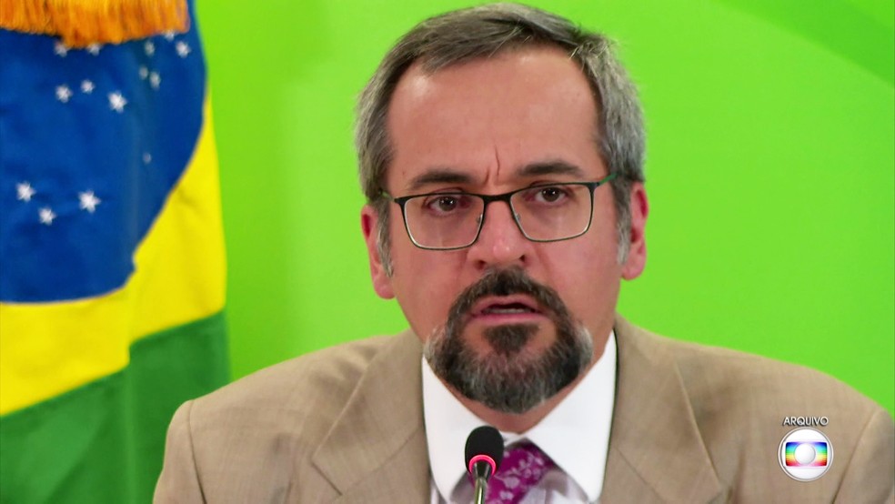 Procuradoria arquiva inquérito que apurava suposto racismo de Weintraub contra chineses - News Rondônia