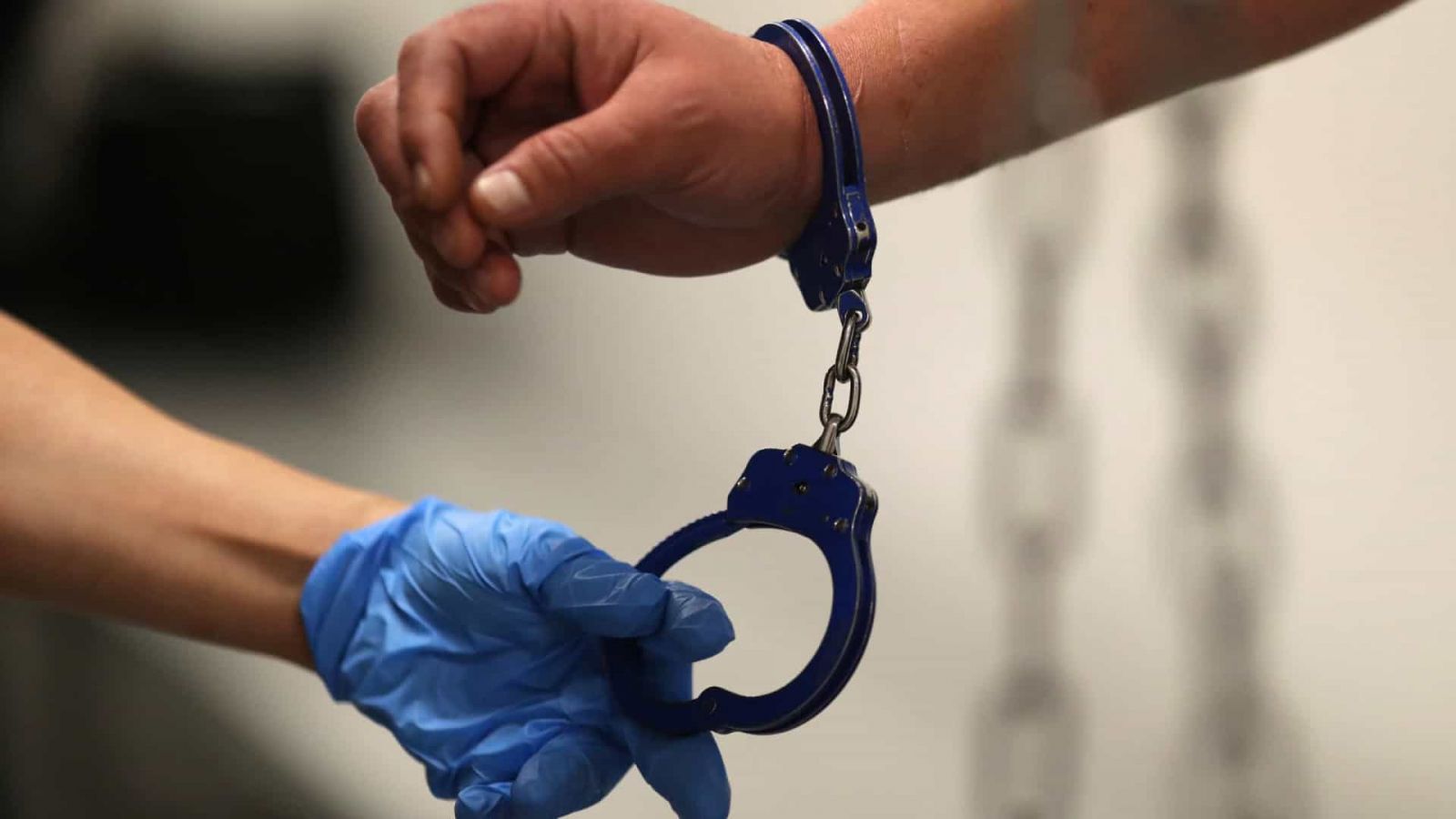 Padrasto confessa abusos; menina de 11 anos está grávida - News Rondônia