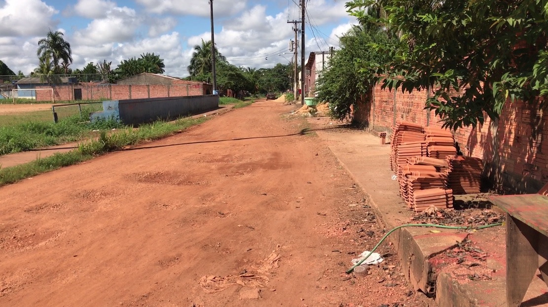 APÓS SEIS MESES, OBRA DE R$1,5 MILHÃO DA PREFEITURA NO BAIRRO SOCIALISTA NÃO SAIU DO PAPEL - News Rondônia