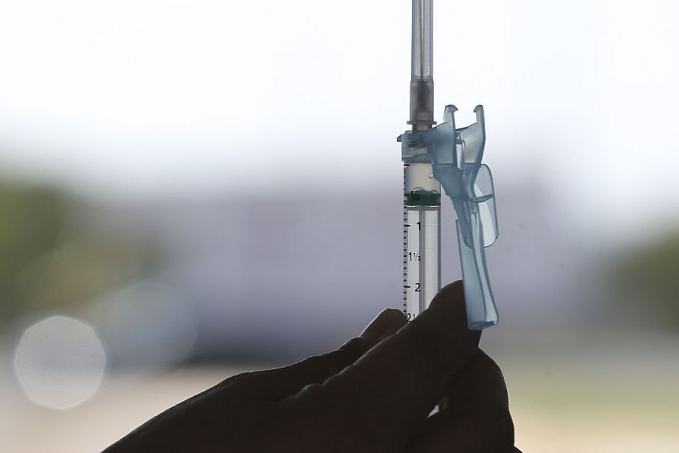 Lote com mais de 1 milhão de vacinas contra covid-19 chega ao Brasil - News Rondônia