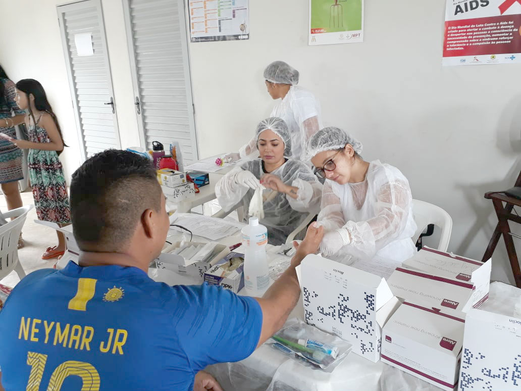 DEZEMBRO VERMELHO: TESTE RÁPIDO DO HIV PODE SER FEITO NA SEMUSA NESTE MÊS DE DEZEMBRO - News Rondônia