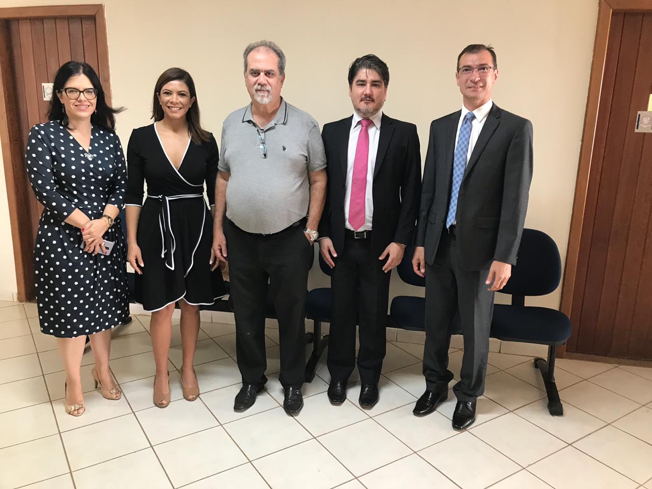 PRESIDENTE SE REÚNE COM JUÍZES EM ROLIM DE MOURA PARA DISCUTIR AS OBRAS DE NOVO FÓRUM - News Rondônia