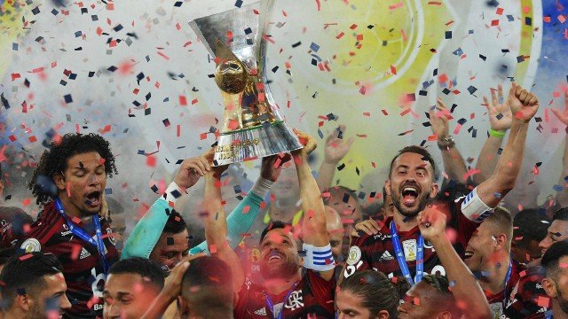INUSITADO: VEREADOR QUER QUE O DIA 23 DE NOVEMBRO SEJA FERIADO EM HOMENAGEM AO FLAMENGO - News Rondônia