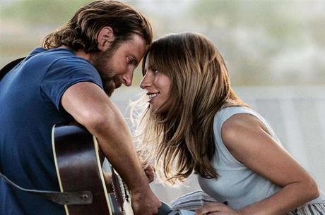 REVISTA AFIRMA QUE LADY GAGA SE MUDOU PARA CASA DE BRADLEY COOPER - News Rondônia