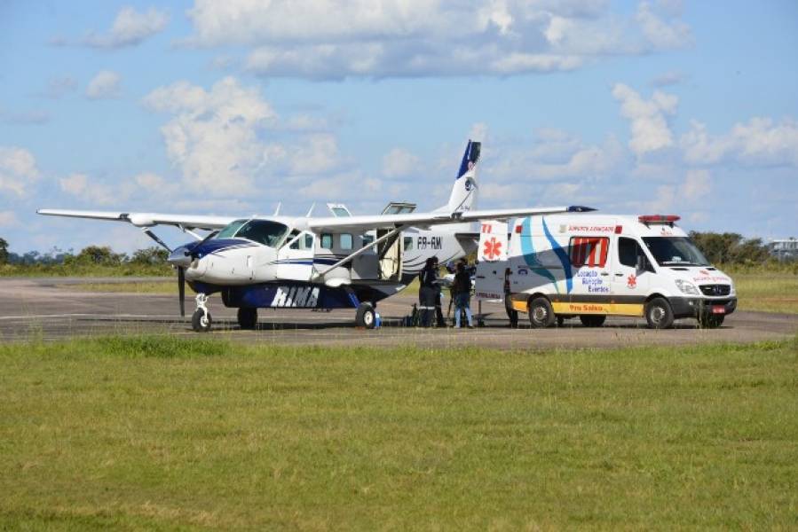 QUADRO CLÍNICO SE COMPLICA E GAROTO INTERNADO COM PNEUMONIA É TRANSFERIDO DE VILHENA PARA PORTO VELHO EM UTI AÉREA - News Rondônia