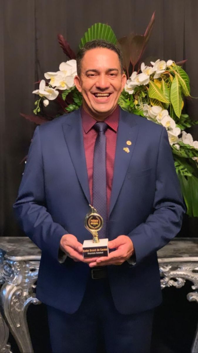 DEPUTADO EYDER BRASIL É HOMENAGEADO NO PRÊMIO NOTÁVEL 2019 EM JI-PARANÁ - News Rondônia